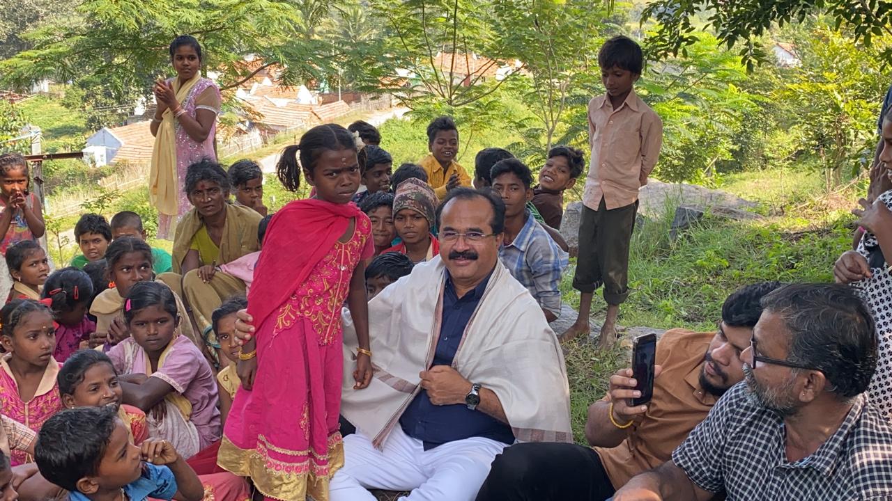 Cooking Biryani on-site for children